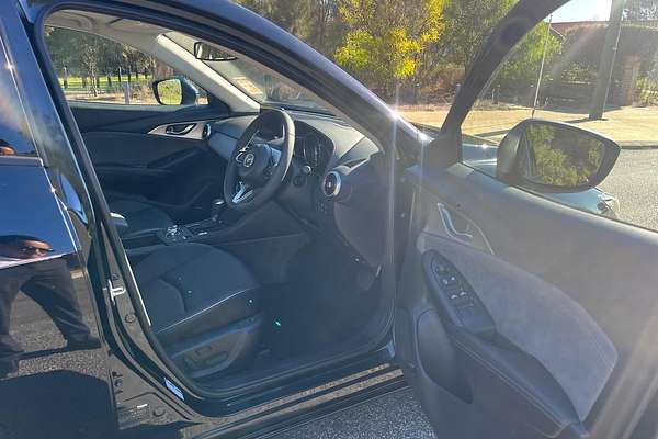 2025 Mazda CX-3 G20 Akari DK