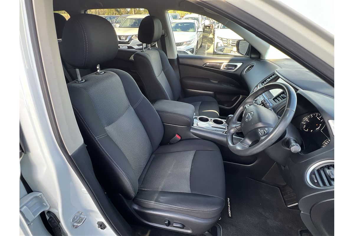 2017 Nissan Pathfinder ST R52 Series II