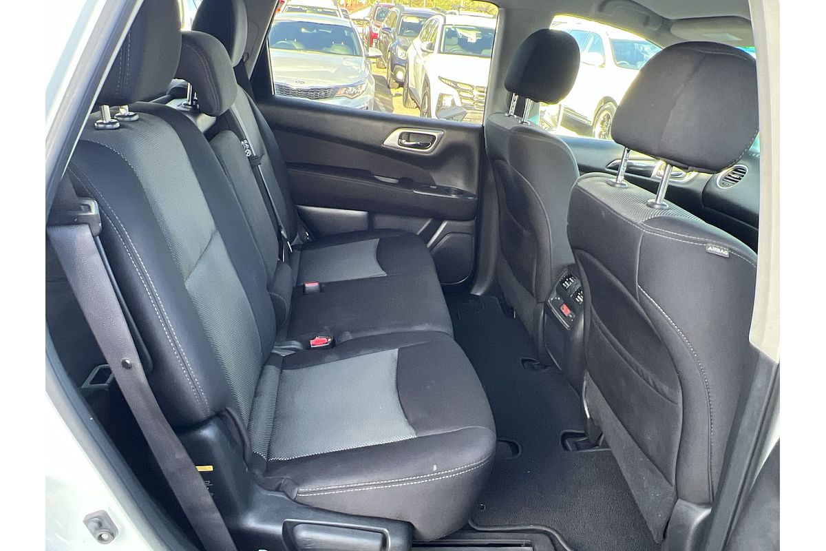 2017 Nissan Pathfinder ST R52 Series II