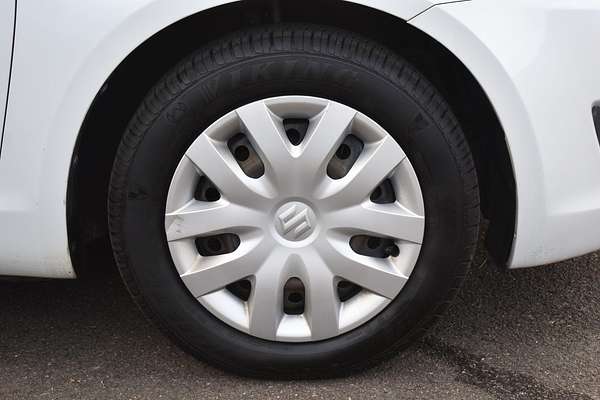 2012 Suzuki Swift GA FZ