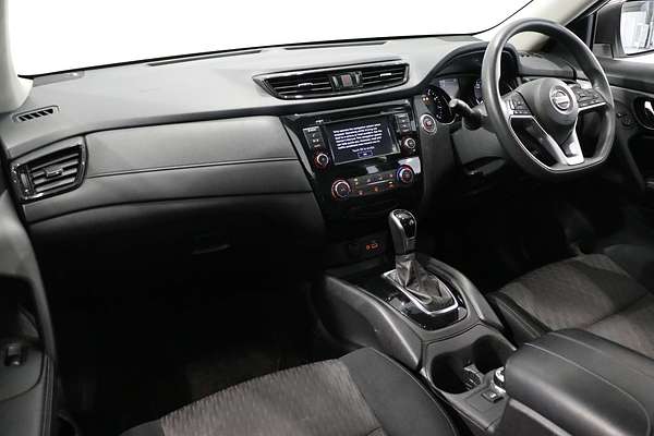 2022 Nissan X-TRAIL ST T32
