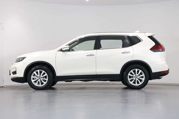 2022 Nissan X-TRAIL ST T32