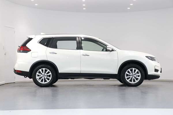 2022 Nissan X-TRAIL ST T32