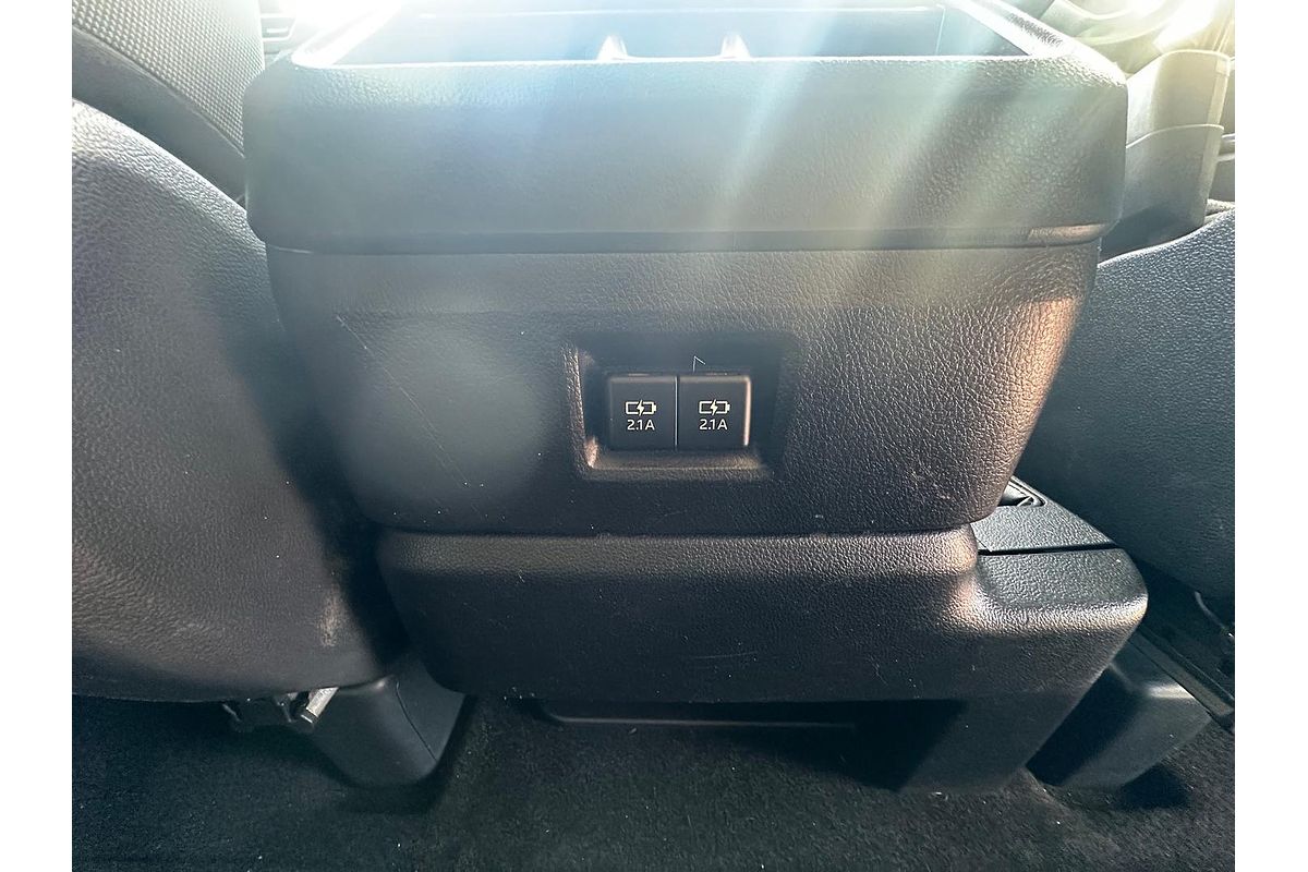 2019 Toyota Granvia GDH303R
