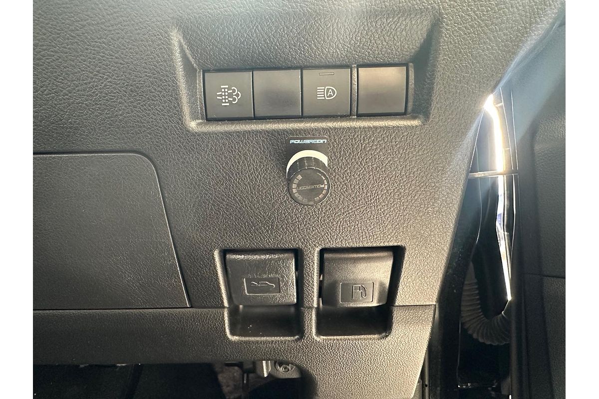 2019 Toyota Granvia GDH303R