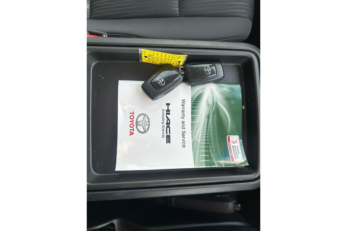 2019 Toyota Granvia GDH303R