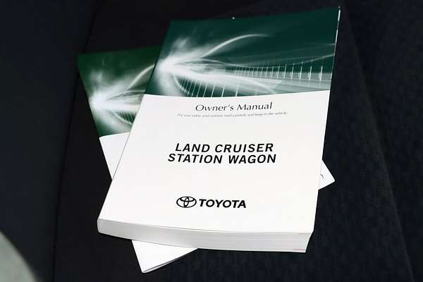 2023 Toyota Landcruiser GX FJA300R