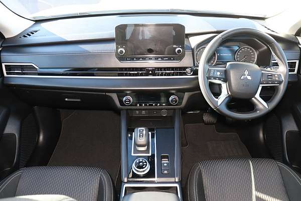 2022 Mitsubishi Outlander LS ZM