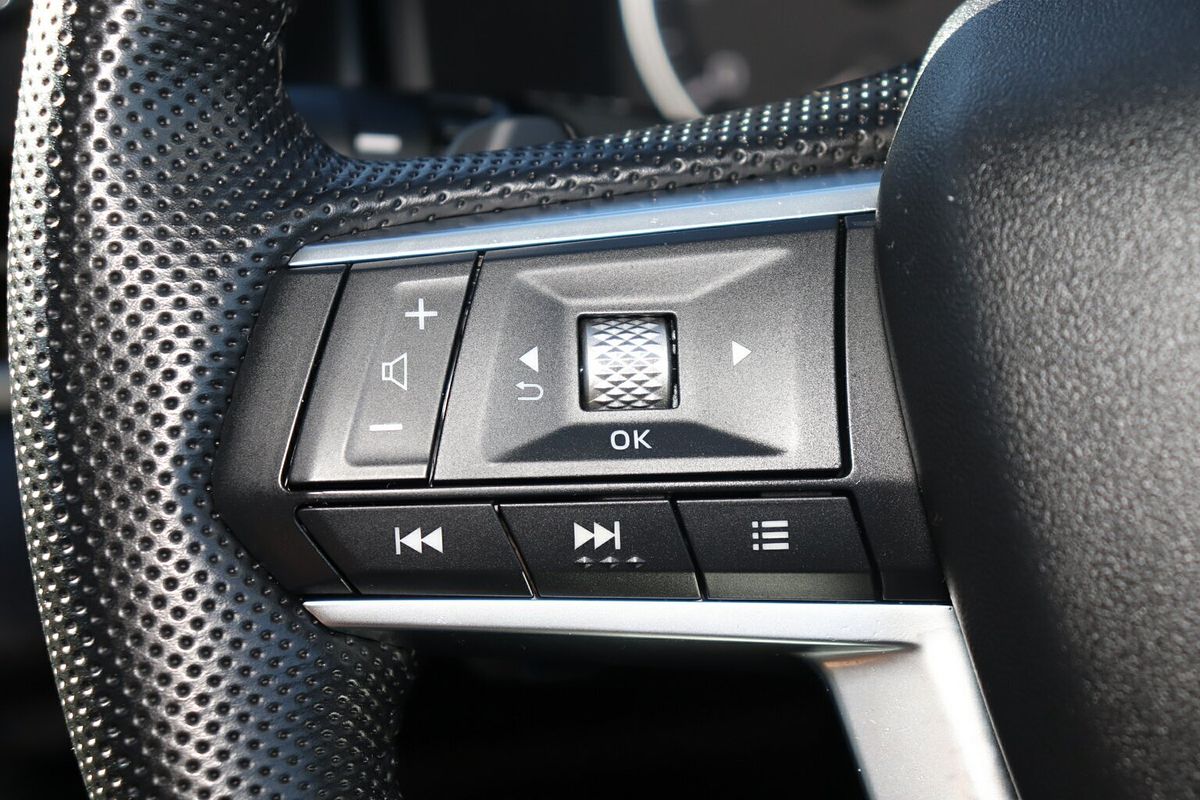 2022 Mitsubishi Outlander LS ZM