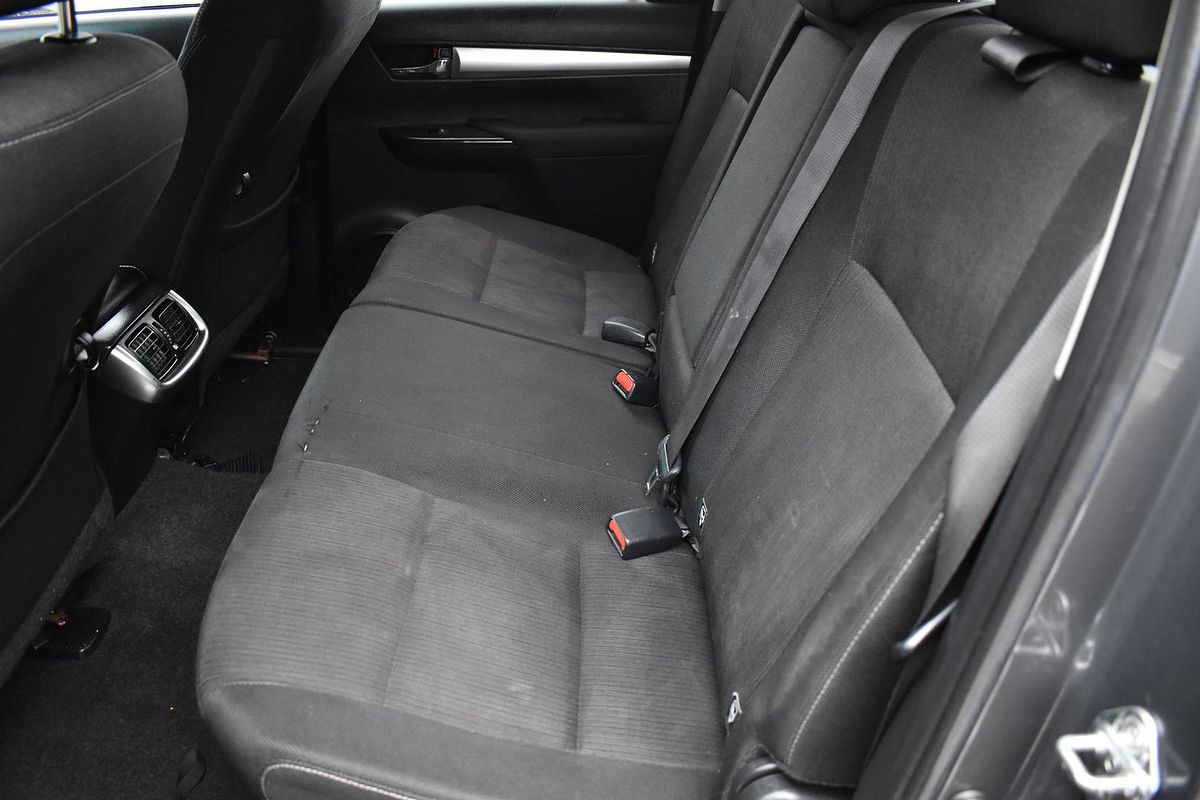 2018 Toyota Hilux SR5 GUN126R 4X4