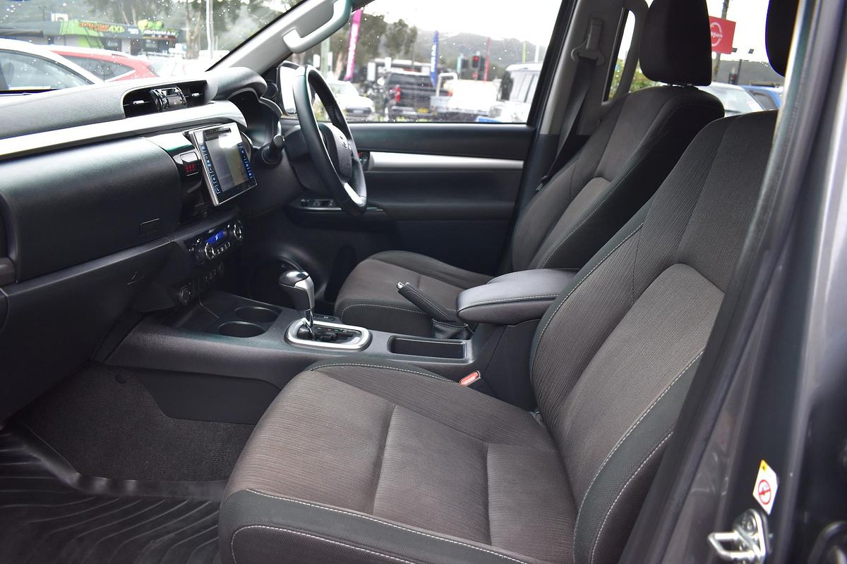 2018 Toyota Hilux SR5 GUN126R 4X4