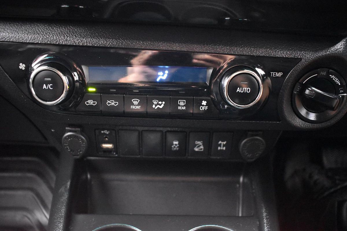 2018 Toyota Hilux SR5 GUN126R 4X4