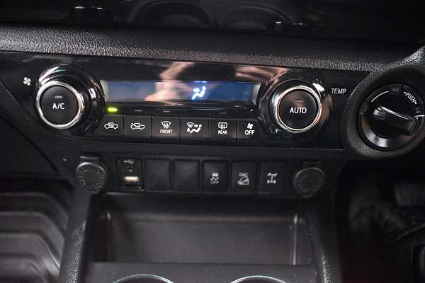 2018 Toyota Hilux SR5 GUN126R 4X4