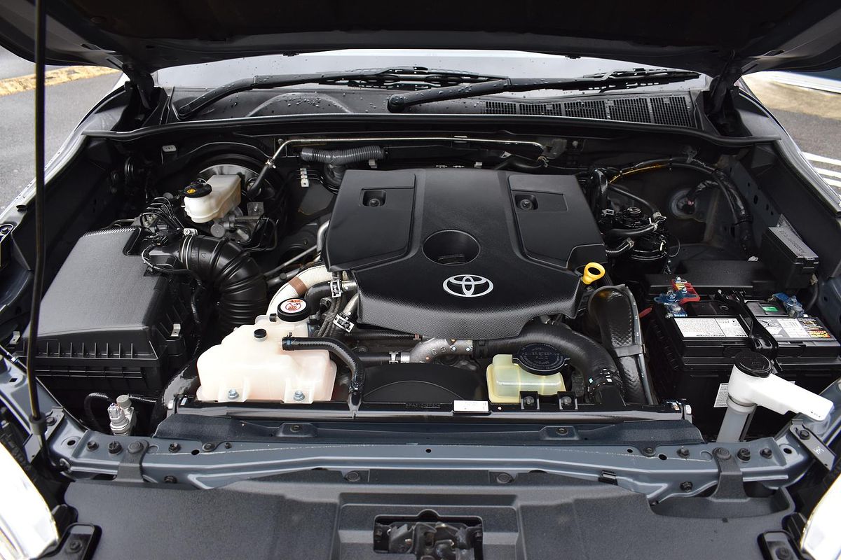 2018 Toyota Hilux SR5 GUN126R 4X4