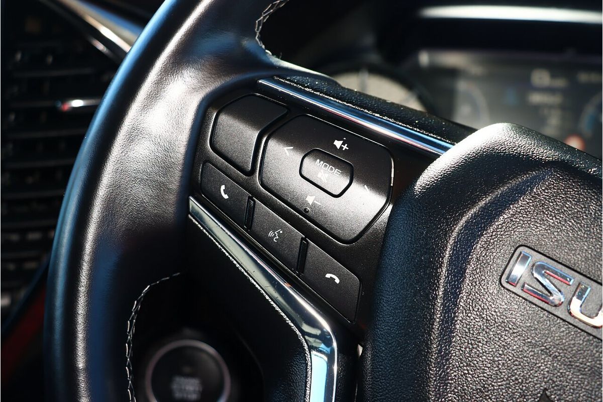 2021 Isuzu MU-X LS-U