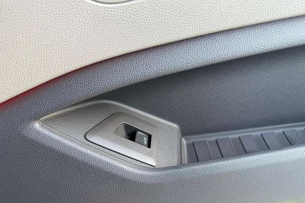 2025 Volkswagen Multivan TDI360 Life T7 SWB