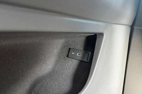 2025 Volkswagen Multivan TDI360 Life T7 SWB