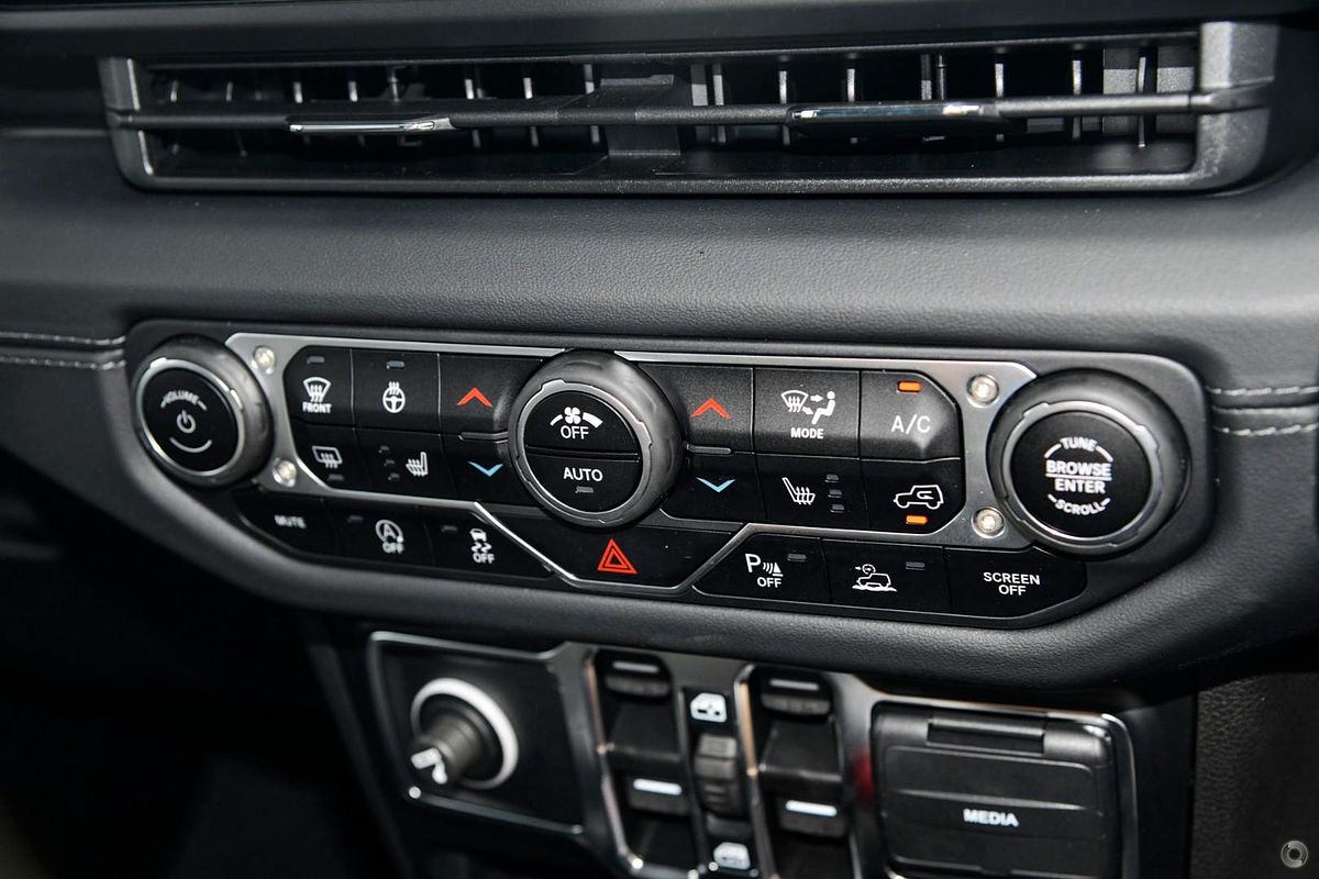 2024 Jeep Wrangler Unlimited Overland JL