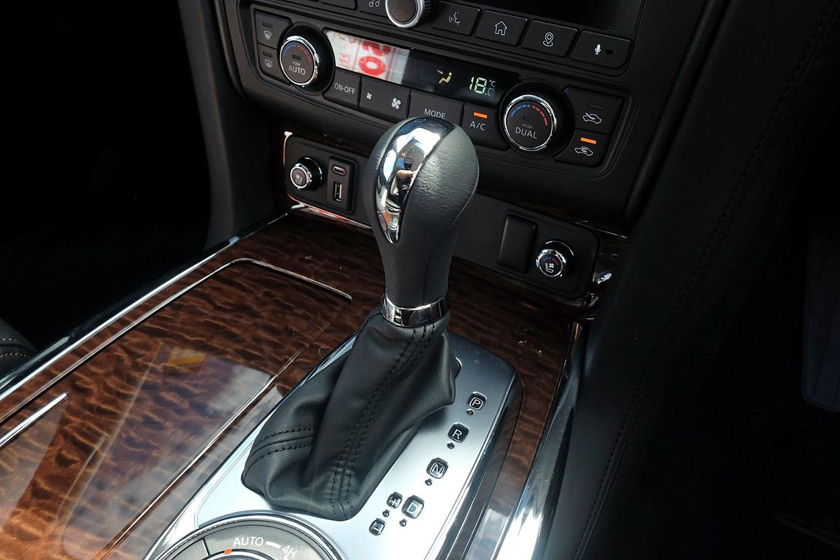 2024 Nissan Patrol Ti-L Y62