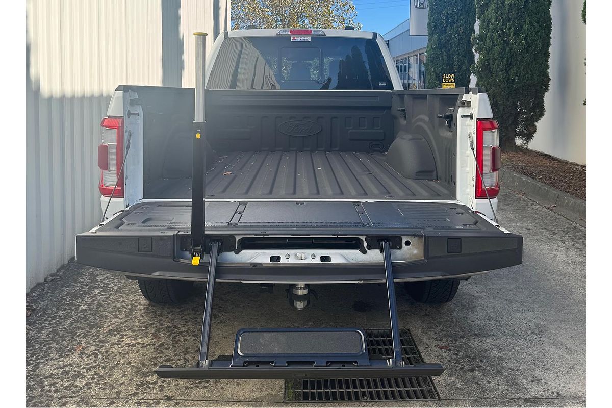 2023 Ford F-150 Lariat 4X4 LWB