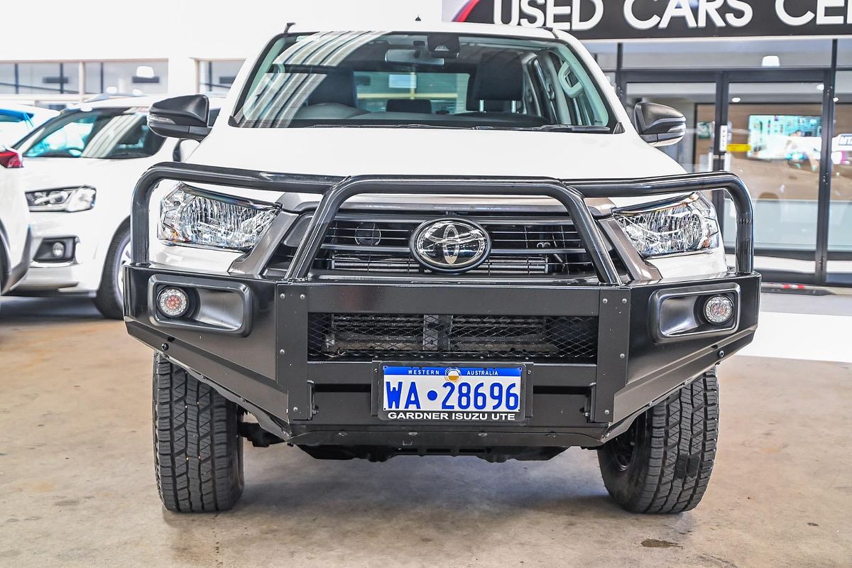 2021 Toyota Hilux SR GUN126R 4X4