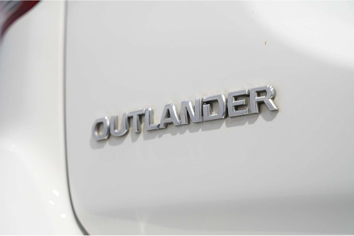 2021 Mitsubishi Outlander ES ZL