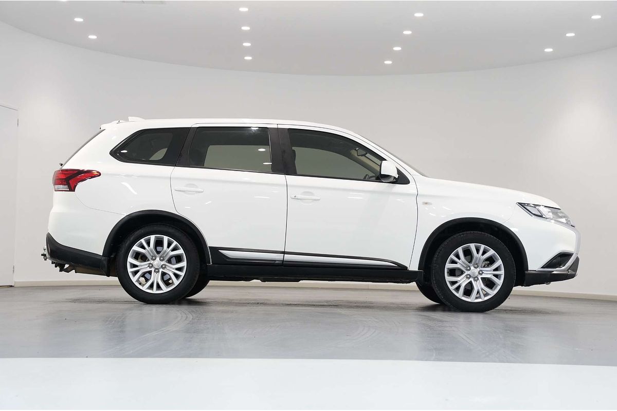 2021 Mitsubishi Outlander ES ZL