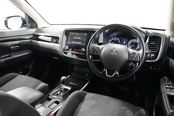 2021 Mitsubishi Outlander ES ZL