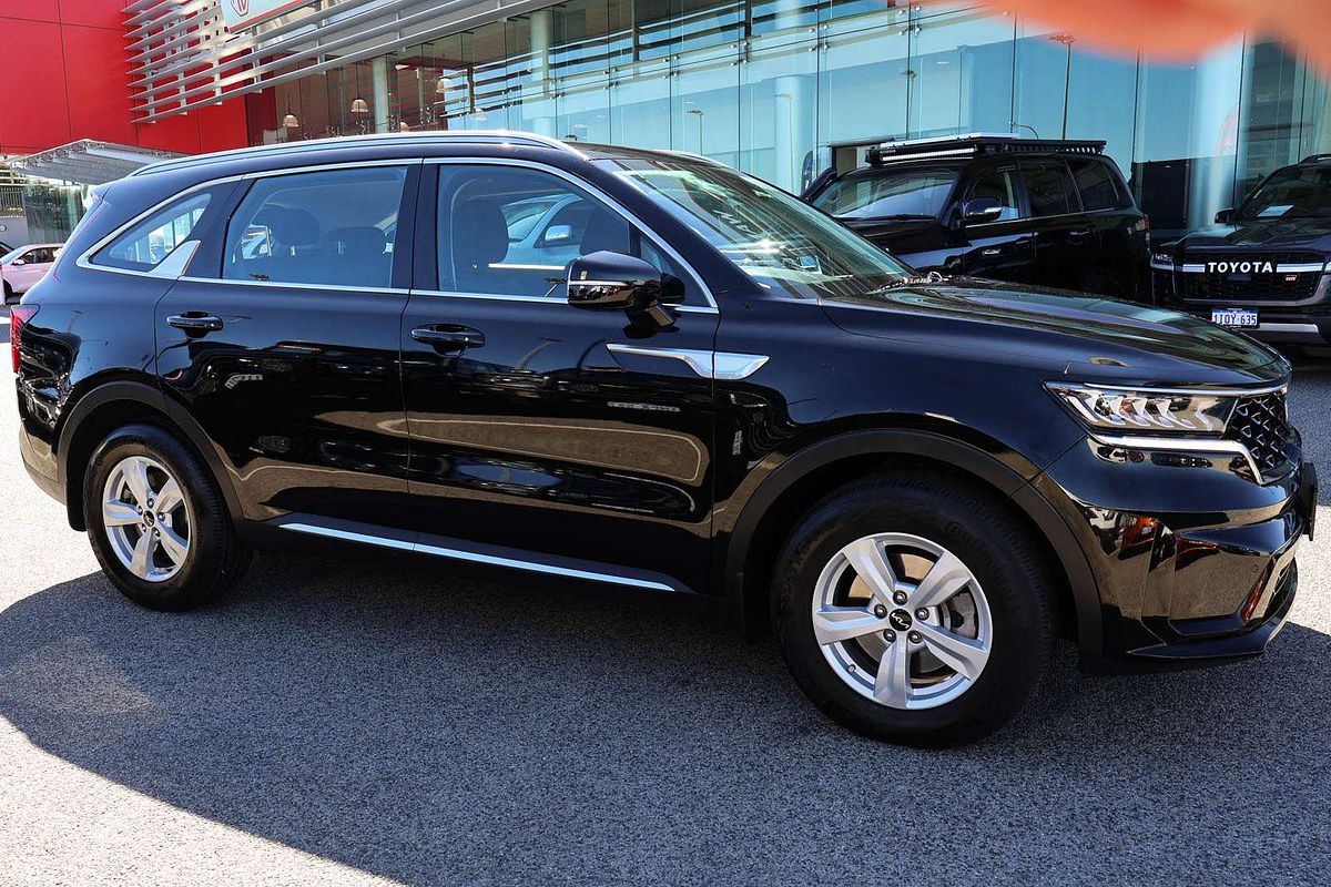 2022 Kia Sorento S MQ4