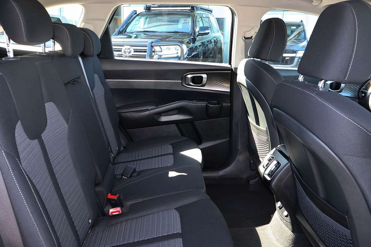 2022 Kia Sorento S MQ4