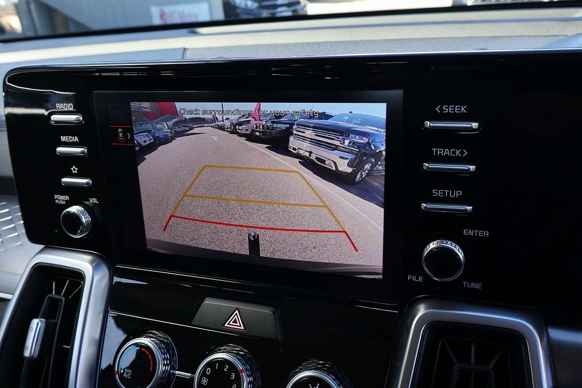 2022 Kia Sorento S MQ4