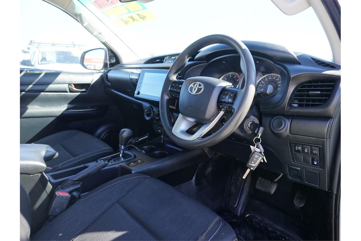 2020 Toyota Hilux SR GUN126R 4X4