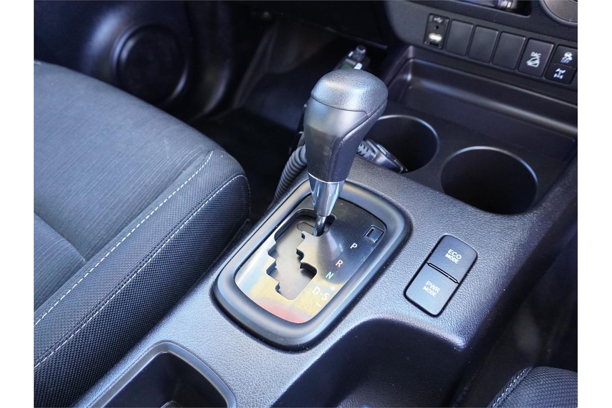 2020 Toyota Hilux SR GUN126R 4X4