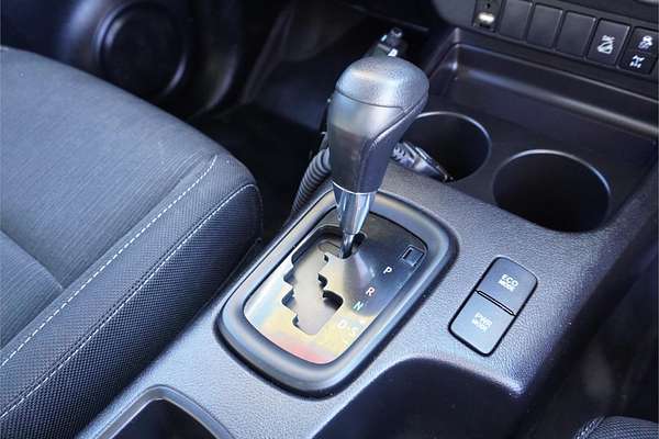 2020 Toyota Hilux SR GUN126R 4X4