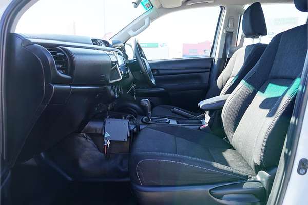 2020 Toyota Hilux SR GUN126R 4X4