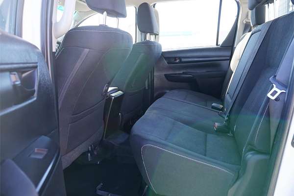 2020 Toyota Hilux SR GUN126R 4X4