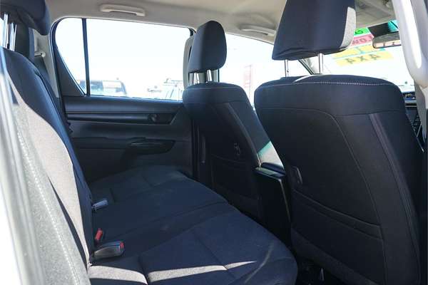 2020 Toyota Hilux SR GUN126R 4X4