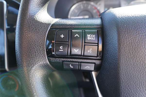 2020 Toyota Hilux SR GUN126R 4X4