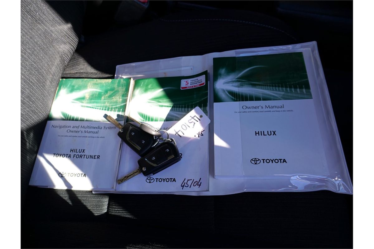 2020 Toyota Hilux SR GUN126R 4X4