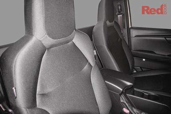 2025 Isuzu D-MAX SX 4X4
