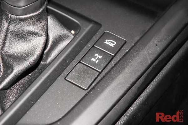 2025 Isuzu D-MAX SX 4X4