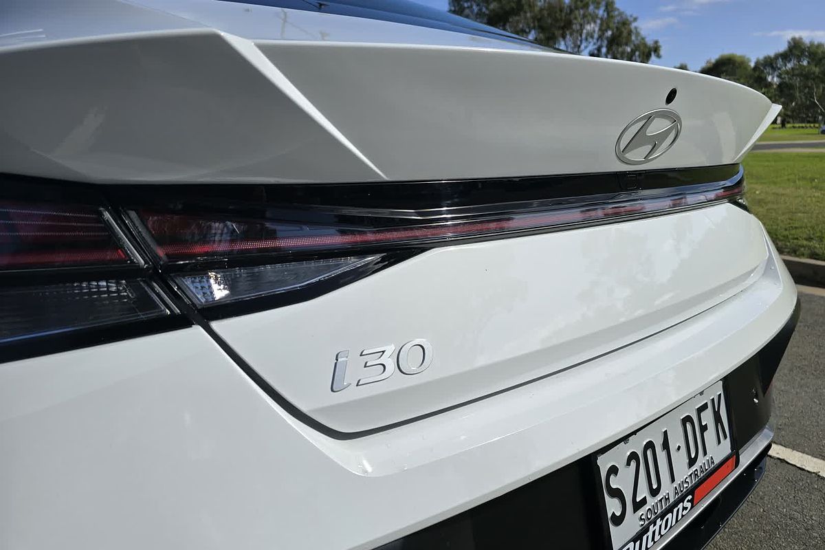 2025 Hyundai i30 Premium CN7.V2