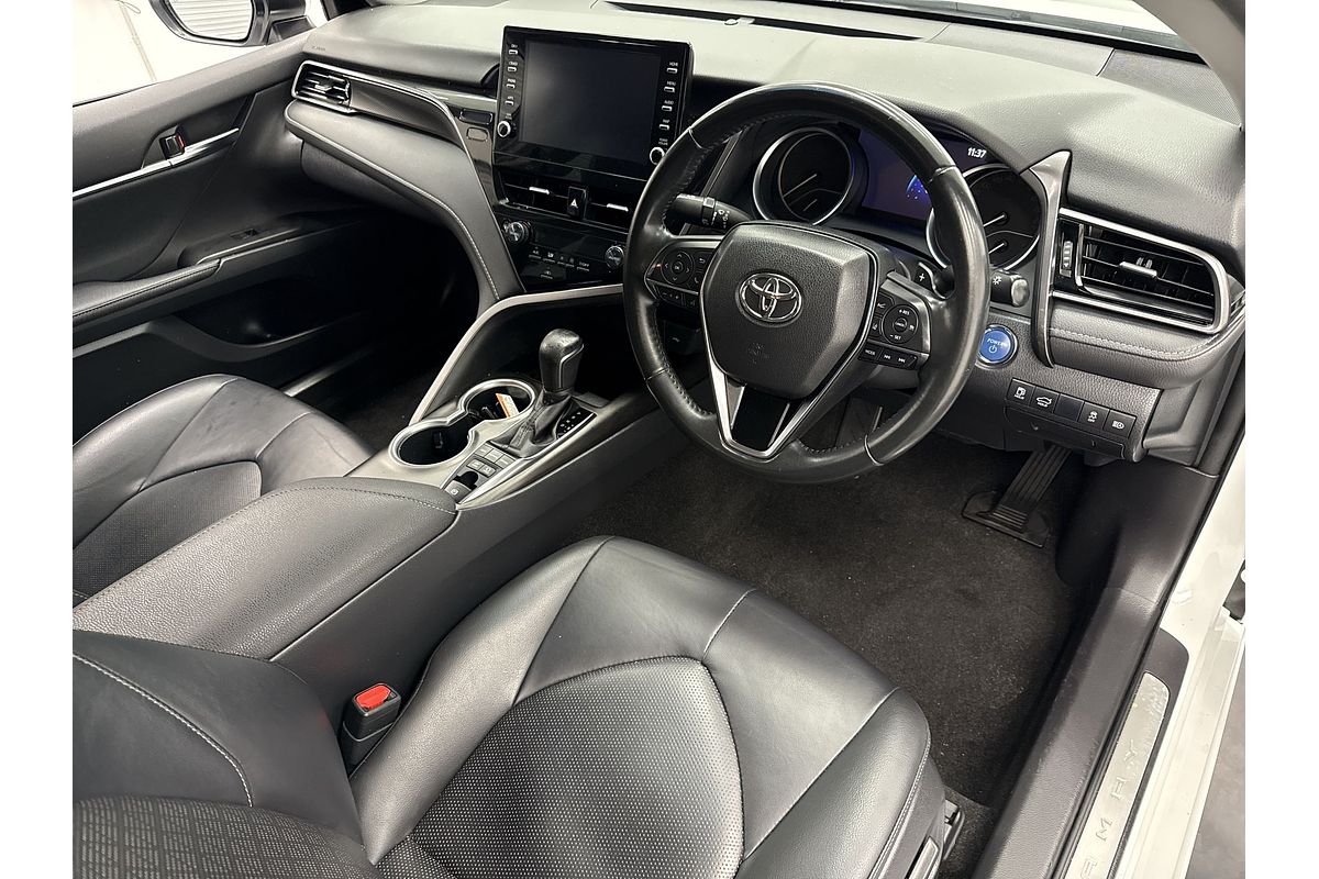 2021 Toyota Camry SX AXVH70R