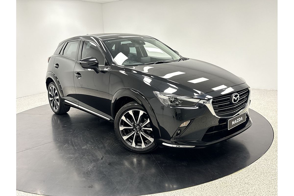 2022 Mazda CX-3 sTouring DK