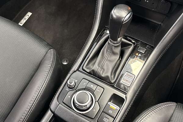 2022 Mazda CX-3 sTouring DK