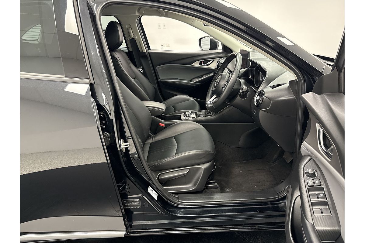 2022 Mazda CX-3 sTouring DK