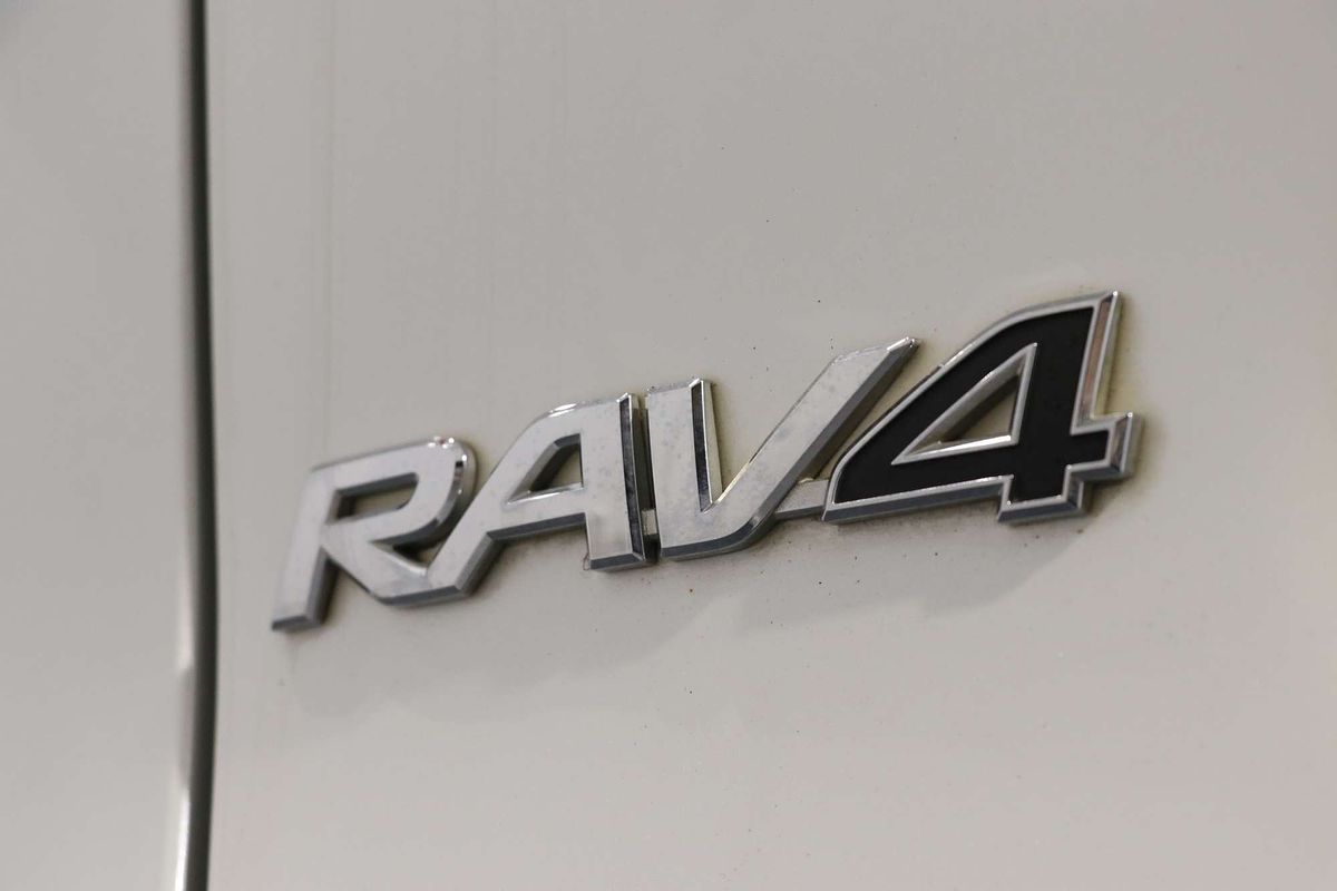2022 Toyota RAV4 GXL AXAH54R