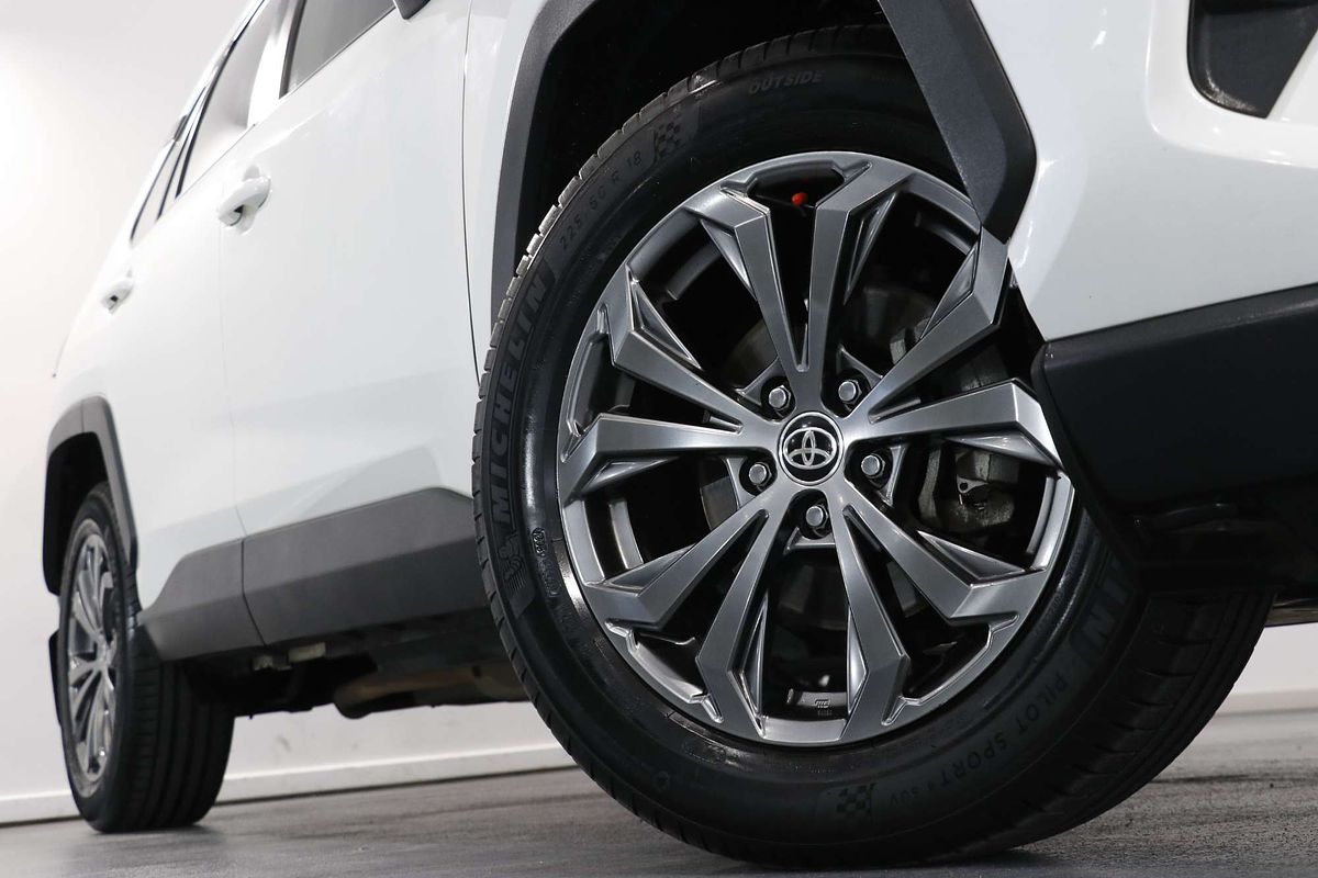 2022 Toyota RAV4 GXL AXAH54R