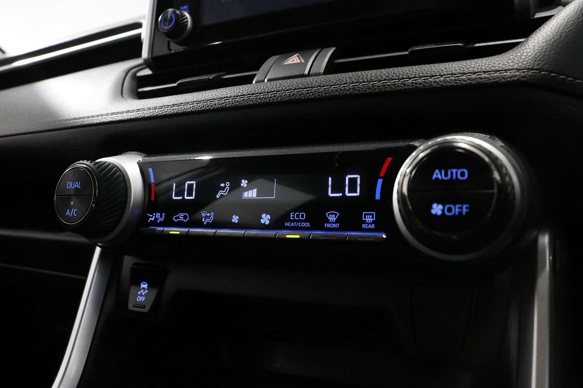 2022 Toyota RAV4 GXL AXAH54R