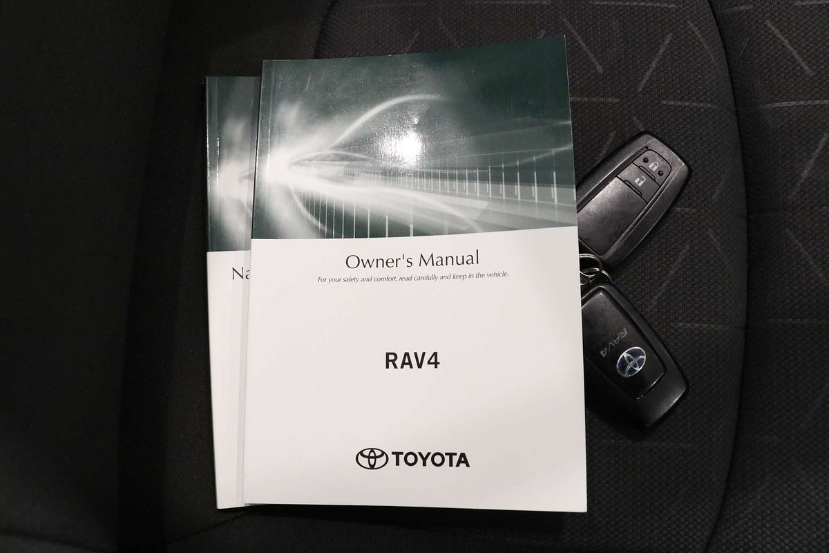 2022 Toyota RAV4 GXL AXAH54R